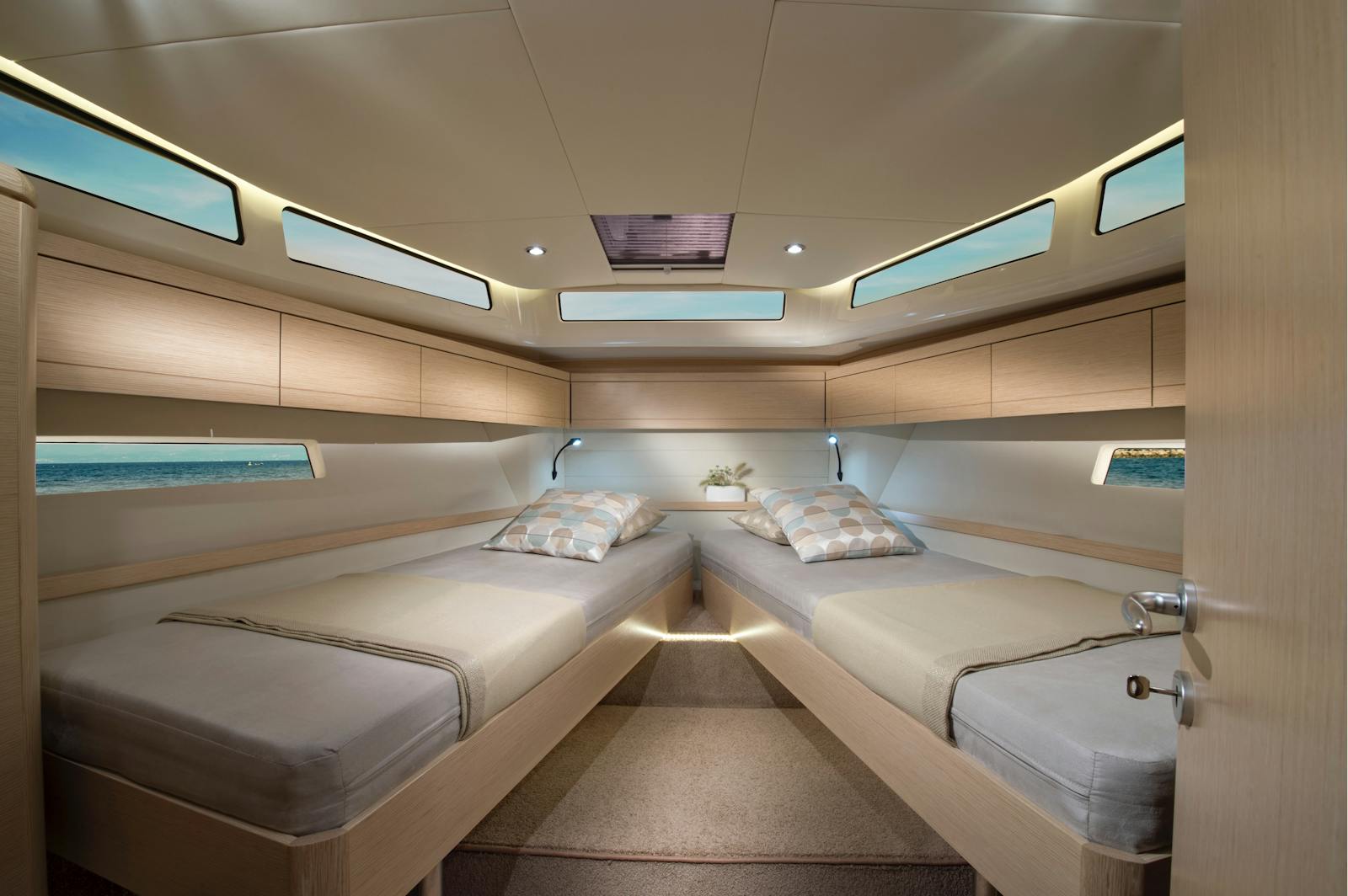 Greenline 39 Cabin interior