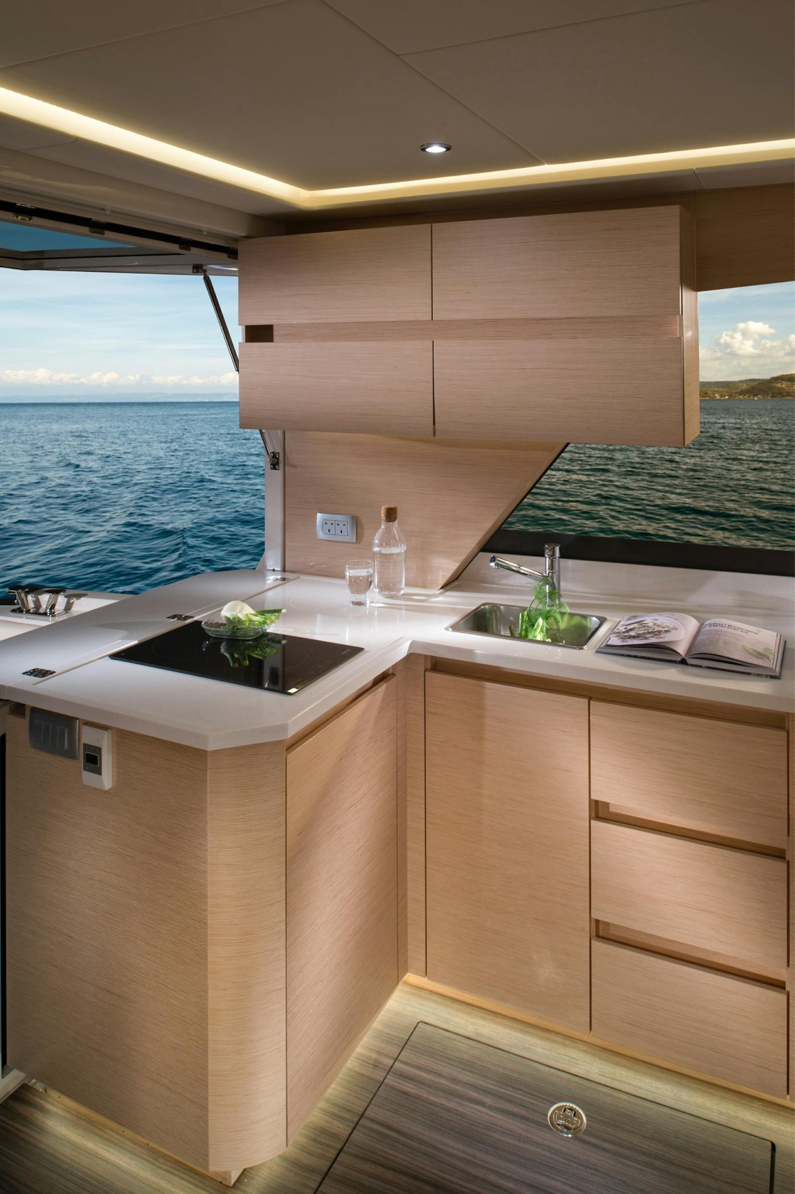 Greenline 39 Aft galley